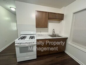 29 N Main St in Spring City, PA - Building Photo - Building Photo