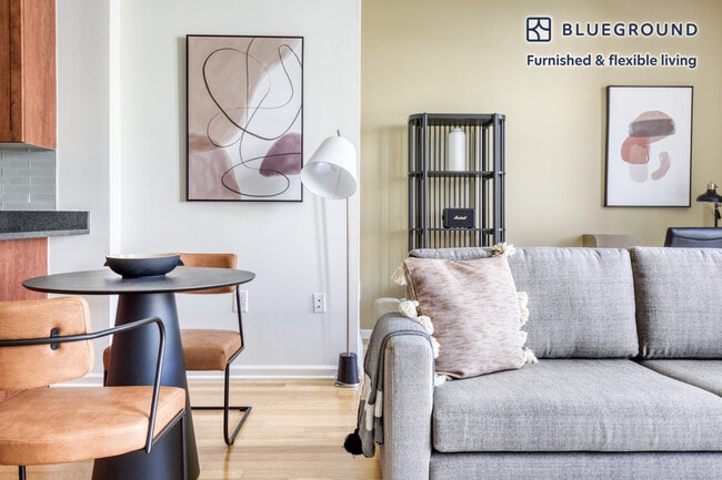 831 Monroe St in Hoboken, NJ - Building Photo - Building Photo