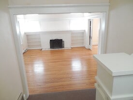 624 N Court St in Rockford, IL - Building Photo
