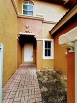8445 NW 140th Terrace in Hialeah, FL - Building Photo