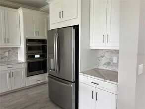 9265 Tequila Sunrise Dr in Sarasota, FL - Building Photo - Building Photo