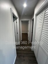 2520 E Anaheim St in Long Beach, CA - Building Photo - Building Photo