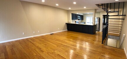 8710 Park Ln in Dallas, TX - Building Photo - Building Photo
