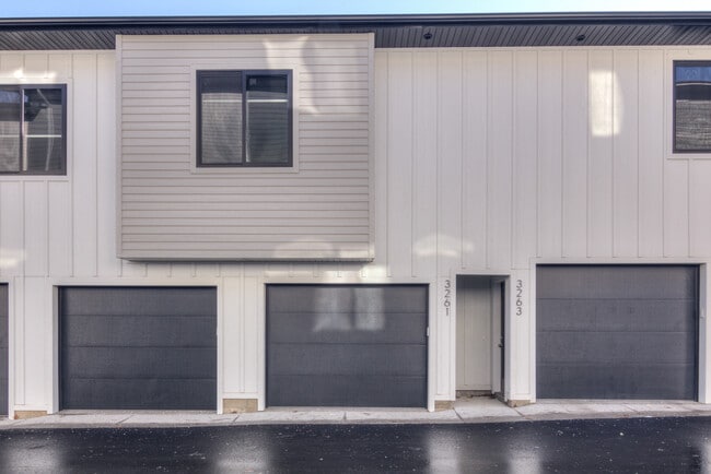 property at 3239 Fairfax St