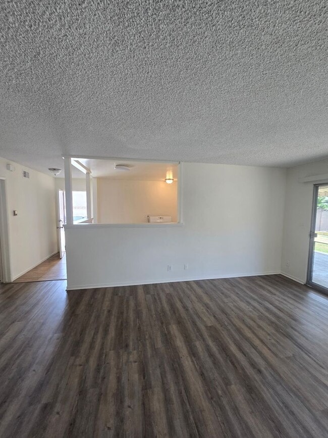 10453 Miranda Ave in Buena Park, CA - Building Photo - Building Photo
