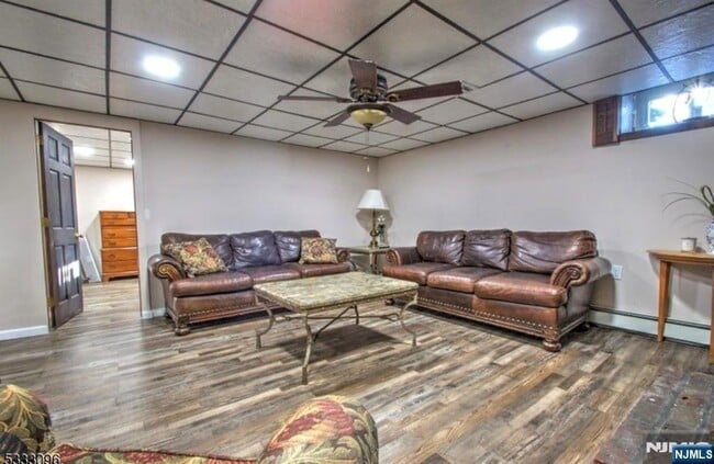 15 Wagner Ave in Wallington, NJ - Building Photo - Building Photo