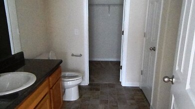 44 Roseberry Cir in Port Wentworth, GA - Building Photo - Building Photo