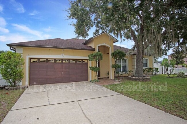 property at 413 Marlberry Leaf Ave