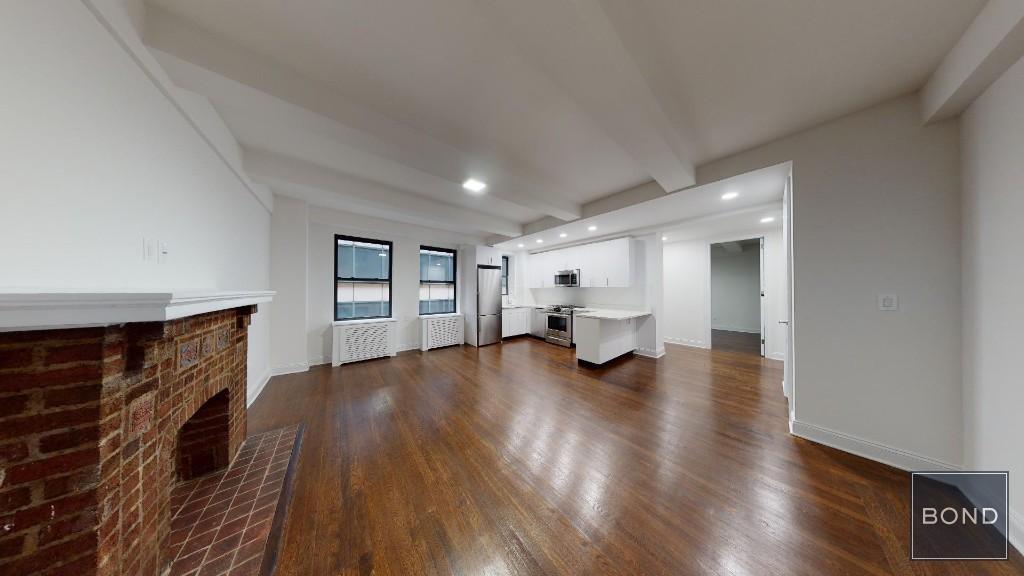 145 W 55th St in New York, NY - Building Photo