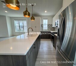 2624 Metcalfe Rd in Austin, TX - Building Photo - Building Photo