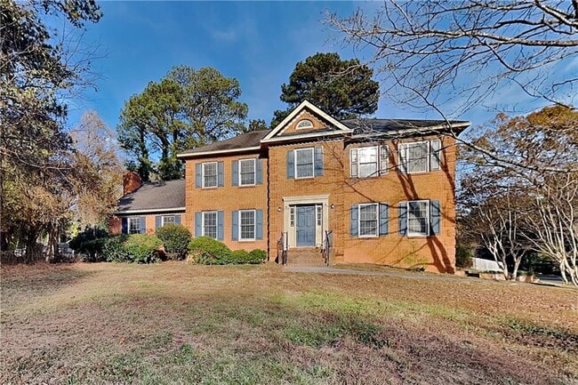 property at 506 Daisy Nash Dr SW