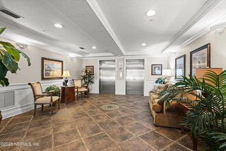 4480 Deerwood Lake Pkwy in Jacksonville, FL - Building Photo - Building Photo