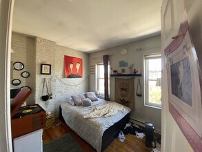 886 Huntington Ave, Unit 7 in Boston, MA - Foto de edificio - Building Photo