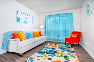 Town View in San Antonio, TX - Building Photo