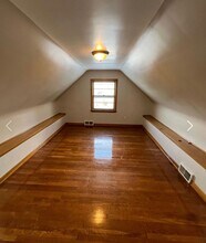 10310 Park Heights Ave in Garfield Heights, OH - Building Photo - Building Photo