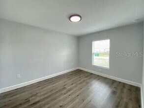 8471 Agate St in Port Charlotte, FL - Building Photo - Building Photo