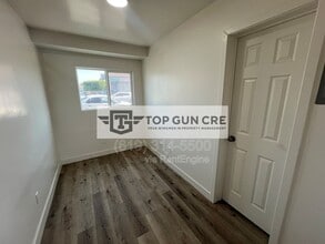 147 W Calle Primera in San Diego, CA - Building Photo - Building Photo