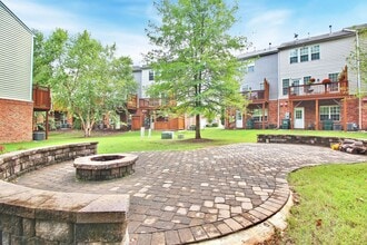 2940 Castleberry Ct in Charlotte, NC - Building Photo - Building Photo