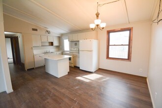 3960 Willow Heights Dr SW in Rochester, MN - Building Photo - Building Photo