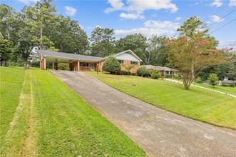 1435 Thomas Rd in Decatur, GA - Building Photo - Building Photo