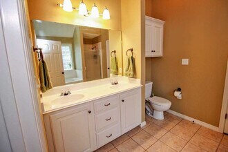 8415 Lauren Dr in College Station, TX - Building Photo - Building Photo