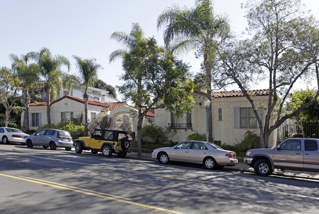 Broadway Apartments in San Diego, CA - Building Photo - Building Photo