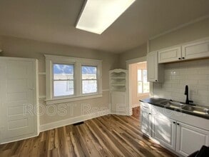 372 S Douglas Ave in Springfield, OH - Building Photo - Building Photo