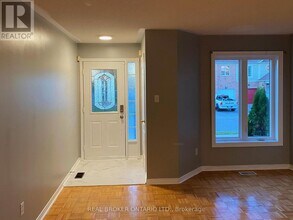 80 Redfinch Way in Brampton, ON - Building Photo - Building Photo