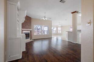 1008 Chippewa in Round Rock, TX - Building Photo