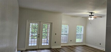 8003 Bally Money Rd in Tampa, FL - Building Photo - Building Photo