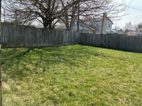 7106 Lunceford Dr in Huber Heights, OH - Building Photo - Building Photo