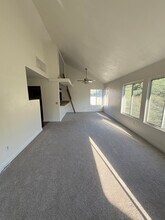 930 Via Mil Cumbres in Solana Beach, CA - Building Photo - Building Photo
