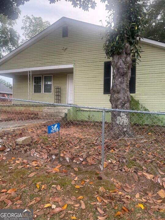 34 S Williams St in Winder, GA - Building Photo
