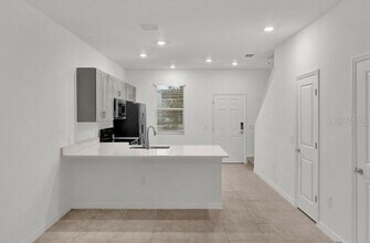 2025 Viewfinder St in Poinciana, FL - Building Photo - Building Photo