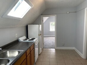418 Dorchester Ave, Unit 418 Dorchester #3 in Cincinnati, OH - Building Photo - Building Photo