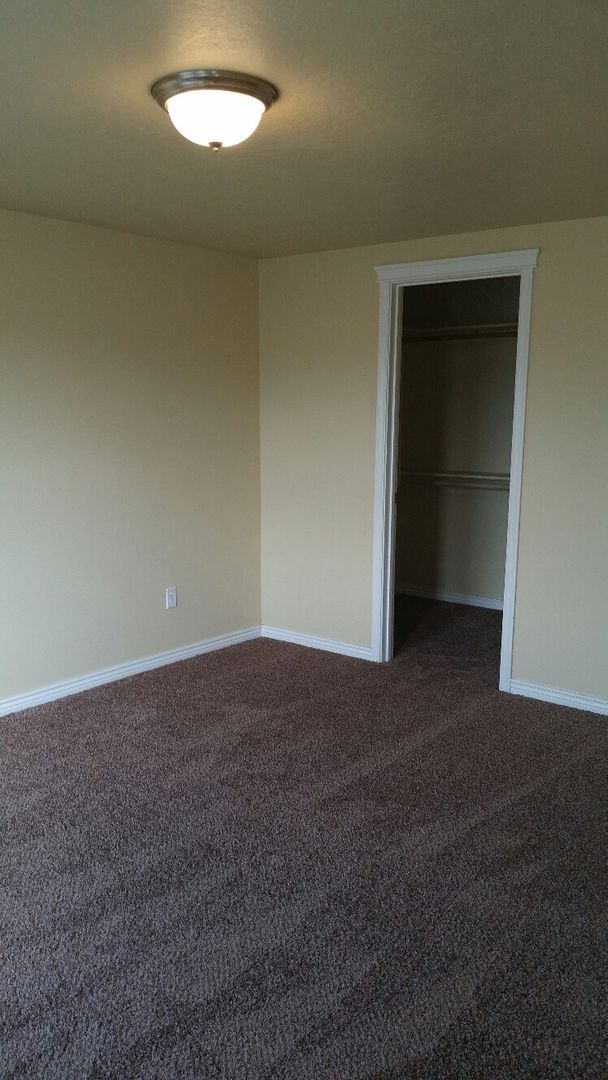 property at 3037 S Jupiter Ave