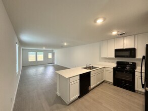 1429 Erie Dr in Sherman, TX - Foto de edificio - Building Photo