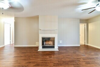 28710 Raestone St in Spring, TX - Building Photo - Building Photo