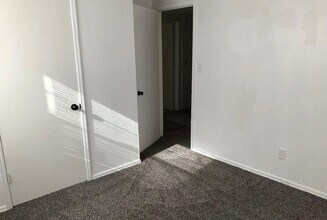 4009 Locust Dr in Midwest City, OK - Building Photo - Building Photo