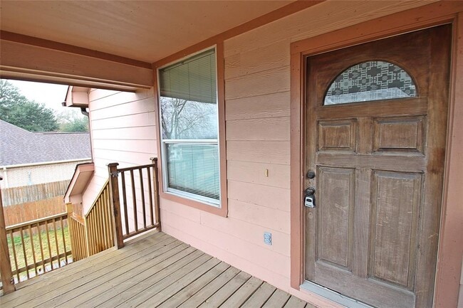 8615 Sweetbrush Dr in Houston, TX - Building Photo - Building Photo