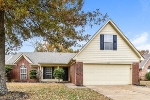 5755 Kuykendall Dr in Southaven, MS - Building Photo