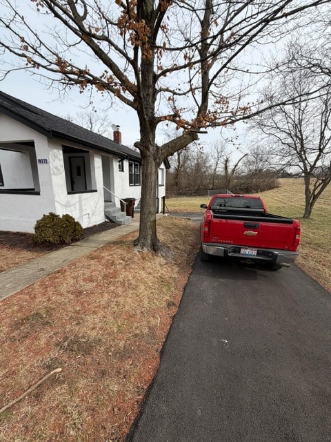 10272 Burlington Rd in Cincinnati, OH - Foto de edificio - Building Photo