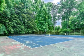 Room in Condo on Palmyra Dr in Marietta, GA - Building Photo - Building Photo