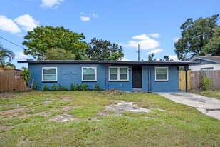 5006 Indialantic Dr in Orlando, FL - Building Photo