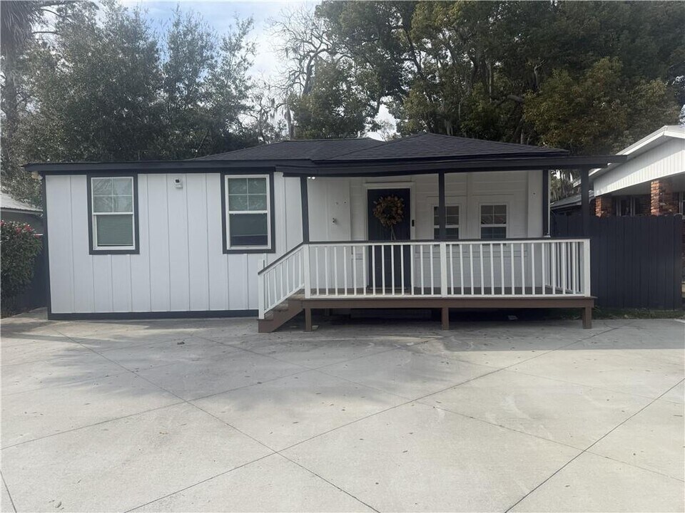 1625 Wilson Ave in Brunswick, GA - Building Photo