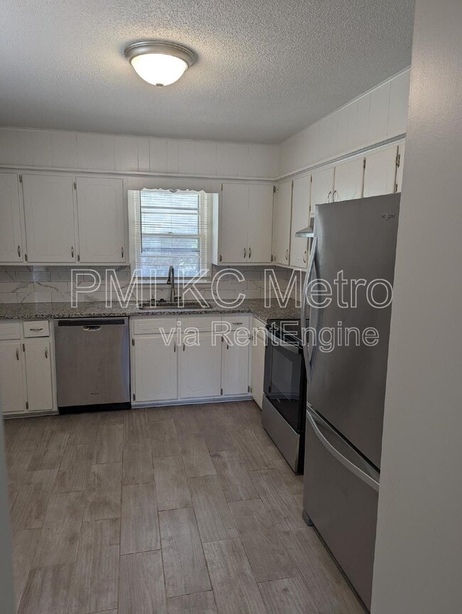 property at 806 NW 15 St