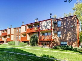 Advenir at Cherry Creek South