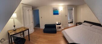 21 Royall St, Unit 3rdFL 1B1B in Medford, MA - Building Photo