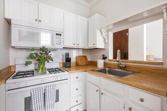 1112 Piedmont Ave NE-Unit -FL1-ID1227117P in Atlanta, GA - Building Photo - Building Photo