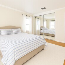 1030 Chelsea Ave in Santa Monica, CA - Foto de edificio - Building Photo